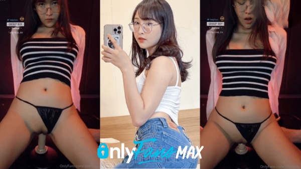 คลิปหลุด Onlyfans deerlong น้องกวางเดียร์ลอง ช่วยตัวเองเหงาๆแฟนหนุ่มไม่อยู่เงี่ยนหีอยากโดนเย็ด จัดดิลโด้แท่งใหญ่ยัดหีขย่มร่อนเอวเสียวๆหน้าอย่างฟินครางเสียวเห็นแล้วเงี่ยนน่าเย็ดจัด